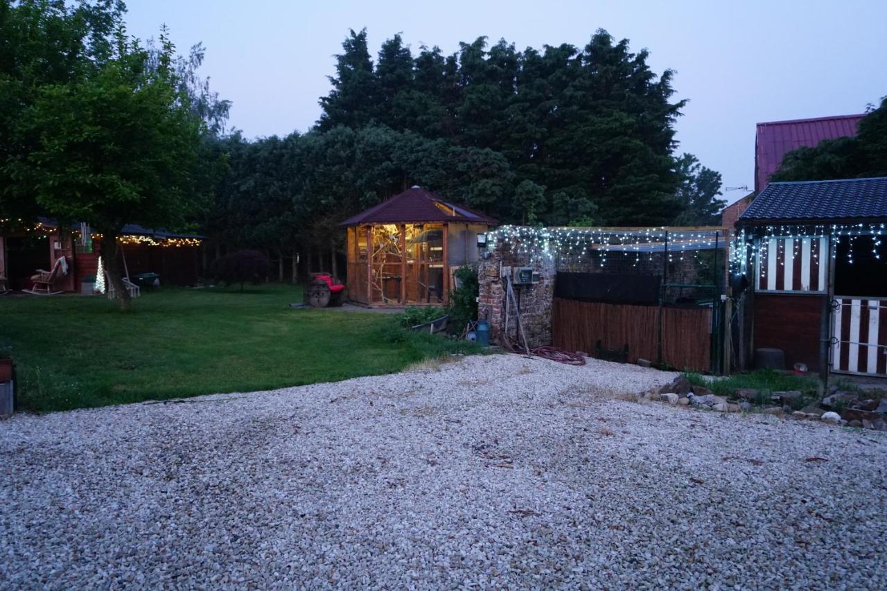 Le Chateau De Frankie Spas-Saunas Grand-Reng Exterior foto